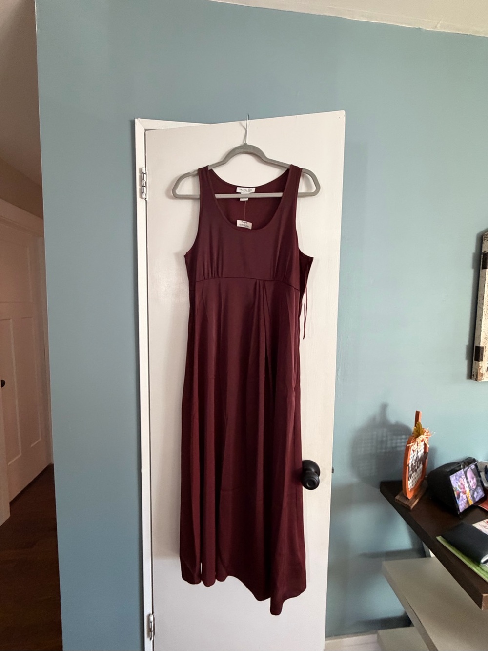 Rachel Zoe Sleeveless Midi Dress in Wine
